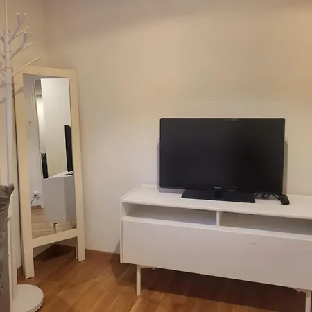 Acogedor Δωμάτια σε οικογενειακή κατοικία Λωζάνη